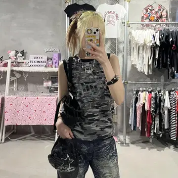 그레이 카모플라쥬 탱크탑 라메 프린트 해골 해골 그런지 y2k 헤이세이