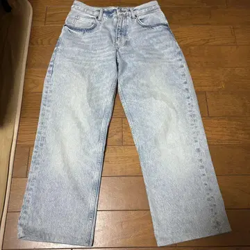 자라 BAGGY FIT 데님 팬츠