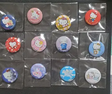 미개봉 새상품 SANRIO 헬로키티 25주년 기념 미니 캔뱃지 16점