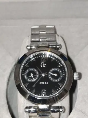 GUESS 여성용 손목시계 케이스 포함 작동 상품