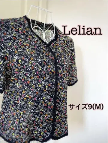 새상품급 Lelian 레리안 미니 꽃무늬 반팔 블라우스 시스루