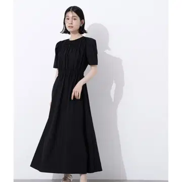 론 턱 숄더 원피스