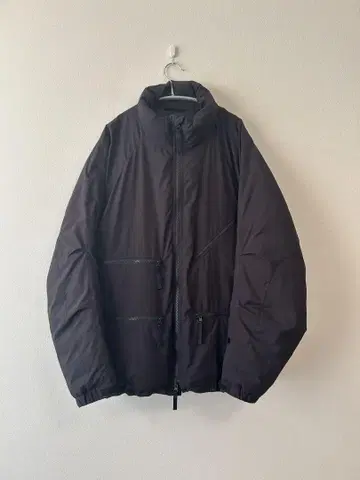 다이와 피어39 TECH MULTI POCKET DOWN JACKET