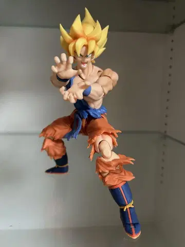 개봉품 S.H.Figuarts 슈퍼 사이야인 손오공 초전사 각성 Ver.