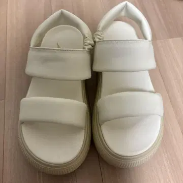 [ PUMA ] 마유 퍼피 샌들/MAYU PUFFY SANDALS