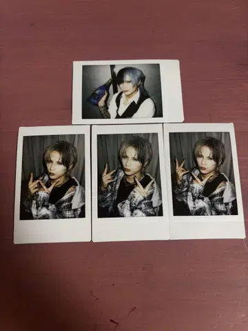 Royz 스바루 씨 폴라로이드
