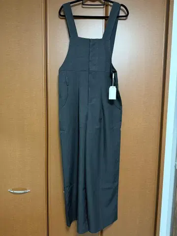 ESICA 턱 와이드 오버롤
