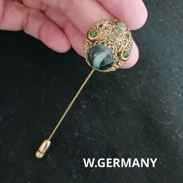 W.GERMANY 라펠 핀 햇 핀