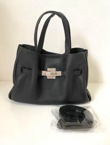 Mal. 레레레 씨 천연 가죽 백 블랙