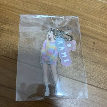 BABYMONSTER 라미 아크릴 키링