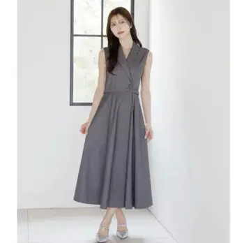 라lune La lune 슬리브리스 트렌치 롱 원피스