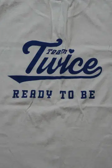 TWICE READY TO BE LIVE 티셔츠 L 사이즈