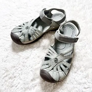 [ KEEN 킨 ] Rose Sandle 로즈샌들 그린 계열 24.5