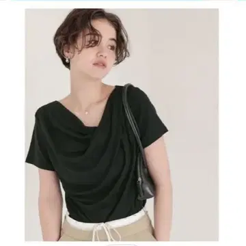 titivate 오프숄더 하프 슬리브 티셔츠