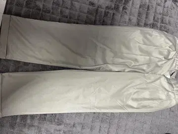 베이지 치노 팬츠 32/32 폴리에스테르 100%