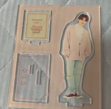 세븐틴 카페 정한 아크릴 스탠드
