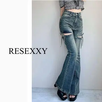 RESEXXY 컷 아웃 리본 데님 팬츠