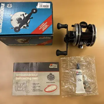 ABU Garcia 앰버서더 4600CB 베이트 릴 오른쪽 핸들