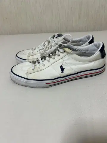 Polo Ralph Lauren 화이트 스니커즈