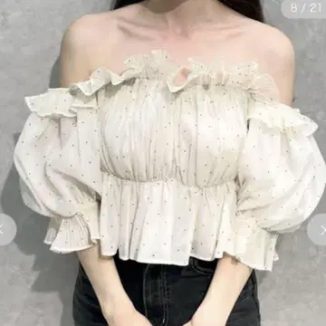 Sustainable 볼륨 개더 프릴 오프숄더 블라우스