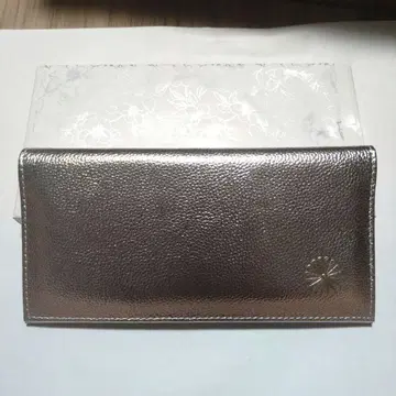 황궁 장지갑 실버 토고엔 혼마루 매점 한정판 은 국화 문양 미사용 새상품