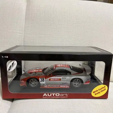 AUTOart Toyota 1:18 스케일 모델