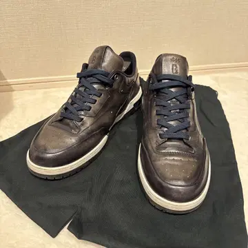 벨루티 다크 브라운 스니커즈