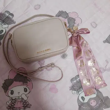 마이멜로디 My Melody 메종 드 플뢰르 숄더백 핑크