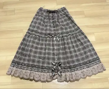 네이비 계열 체크 무늬 롱 스커트