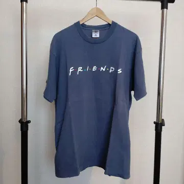 해외 드라마 FRIENDS 자수 로고 티셔츠 90년대