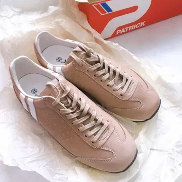 새상품 PATRICK 23.5cm 천연 가죽 베이지 프랑스 패트릭 7in