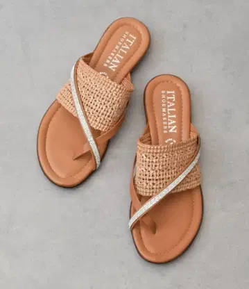 ITALIAN SHOE MAKERS 플립플랍 샌들 베이지