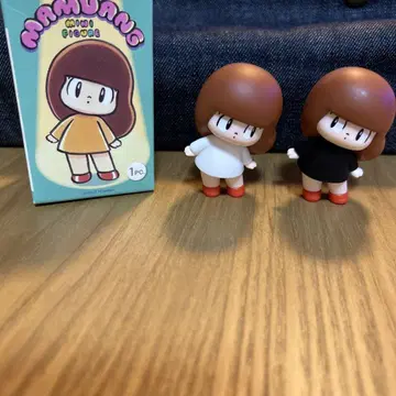 마무앙 미니 피규어 화이트 & 블랙