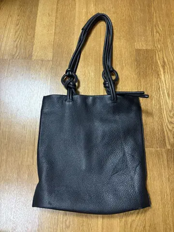 BEAURE 블랙 가죽 토트백 소가죽 카우레더