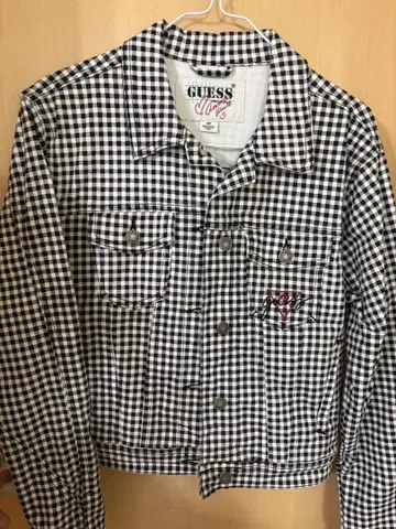 GUESS 체크 무늬 자켓