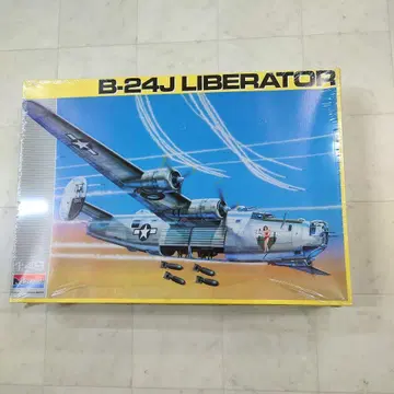 B-24J LIBERATOR 1/48 모노그램 사제 미개봉