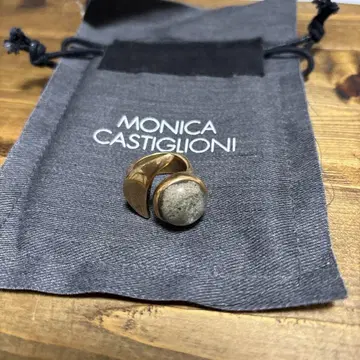 MONICA CASTIGLIONI 반지