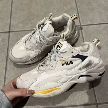 FILA 통굽 스니커즈