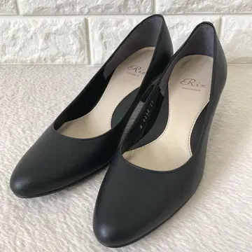 Riz raffinee 리즈라피네 가죽 펌프스 23.5cm