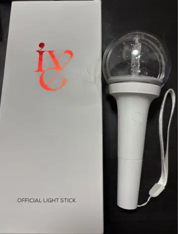 IVE OFFICIAL LIGHT STICK 화이트