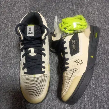 teva THE LINKS MID (더 링크스 미드)