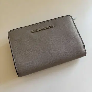 MICHAEL KORS 마이클코어스 그레이 접이식 지갑
