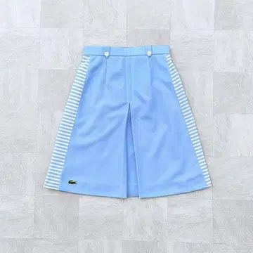 새상품급 CHEMISE LACOSTE 라코스테 무릎 기장 플레어 스커트