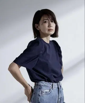 FORME 히가시하라 아키 퍼프 슬리브 블라우스 네이비