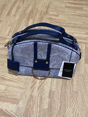 새상품 Lupui 핸드백