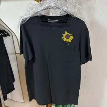 소시오츠키 스퀘어 네크 히마와리 컷 시우