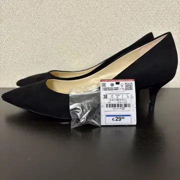 미사용 새상품 택 포함 자라 스웨이드 펌프스 블랙 38 힐