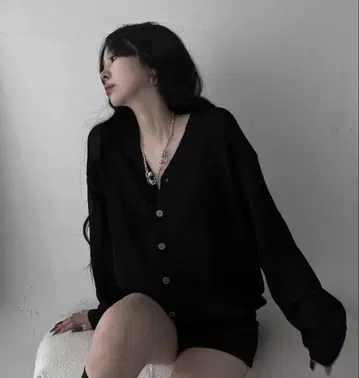 urbanunique 가디건 블랙 y2k 그런지 시즈니룩