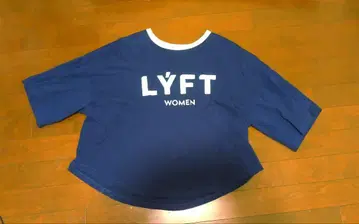 LYFT WOMEN 네이비 반소매 티셔츠 S 사이즈 리프트