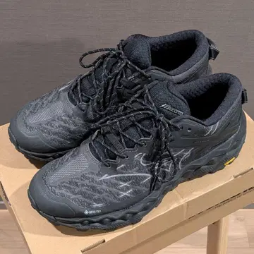 26.0cm 미즈노 WAVE MUJIN LS GTX 고어텍스